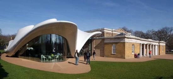 伦敦的蛇形画廊／The Serpentine Sackler Gallery